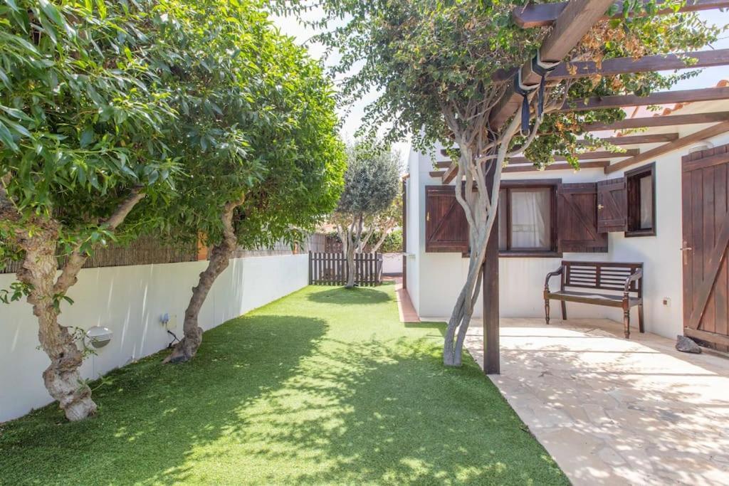 Villa Rustica -Heated Pool & Garden Near The Beach Corralejo Dış mekan fotoğraf
